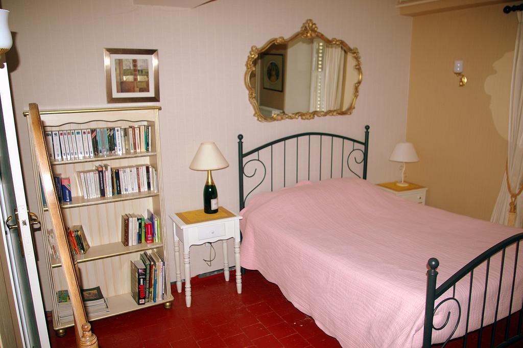 Chambres Au Logis Des Acacias Le Puley Exterior photo
